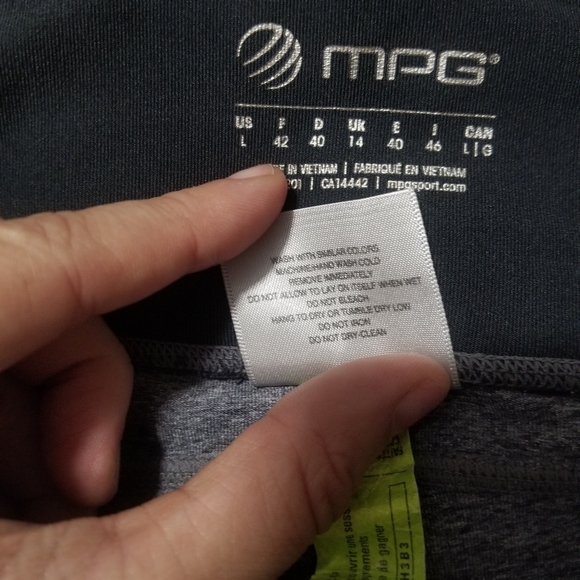 MPG | Workout Crops - Picture 6 of 6